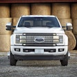 F-450 Super Duty Platinum Crew Cab 4×4