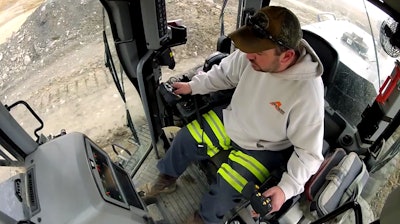 Caterpillar 16M3 motor grader 5