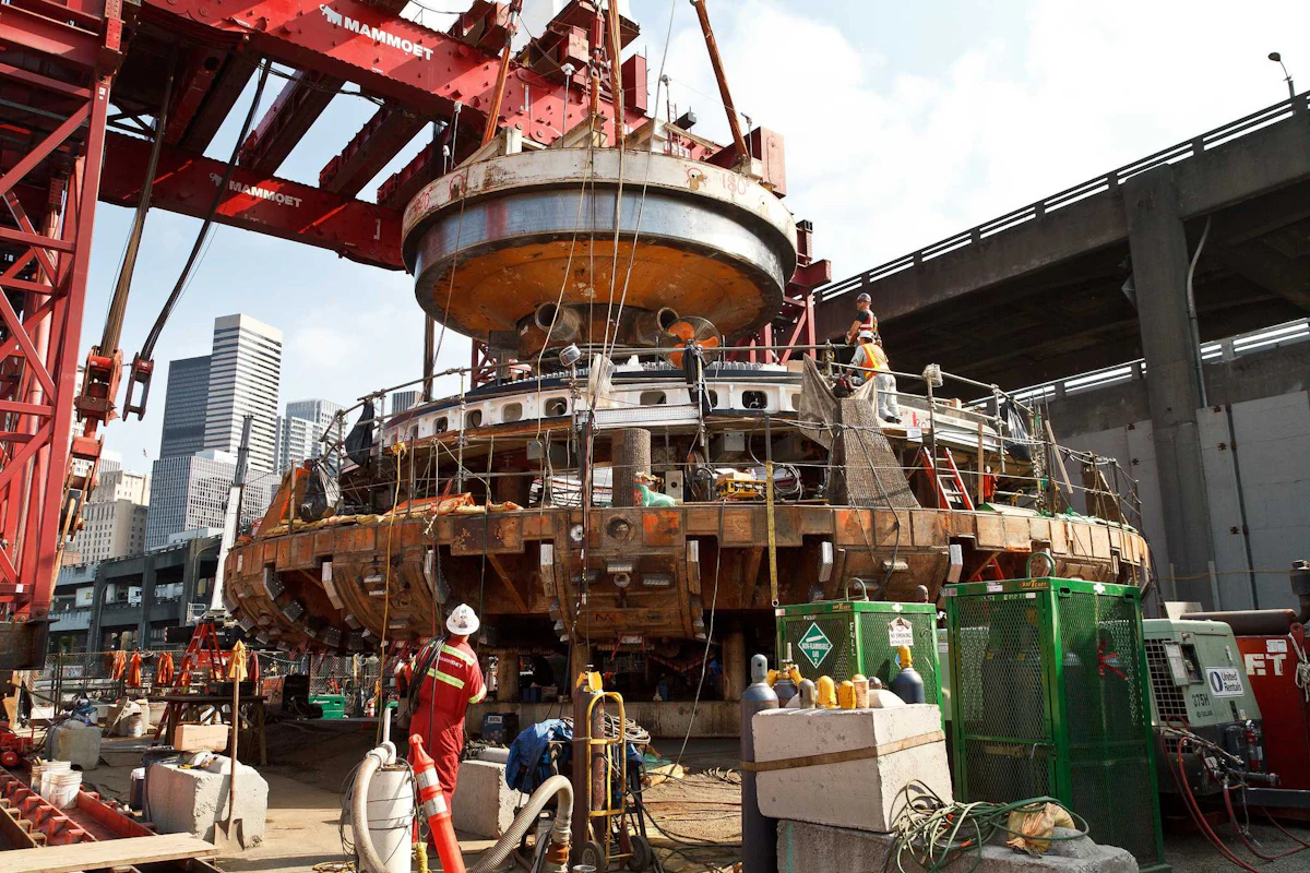 PHOTOS > Big Bertha gets her head together: How to repair the world’s ...