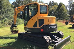 Hyundai CE 9A Series compact excavators5