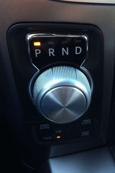 Rotary gear selection switch