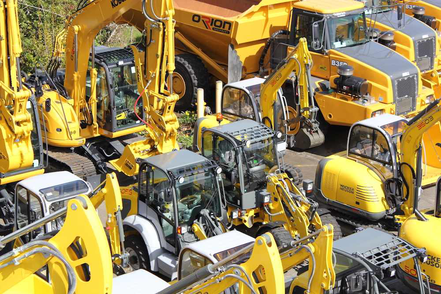 Vermeer names Ultimate Crew; Holt Cat hits VisionLink milestone; Orion