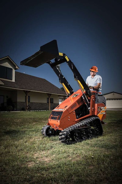 Ditch Witch SK752 mini skid steer 2