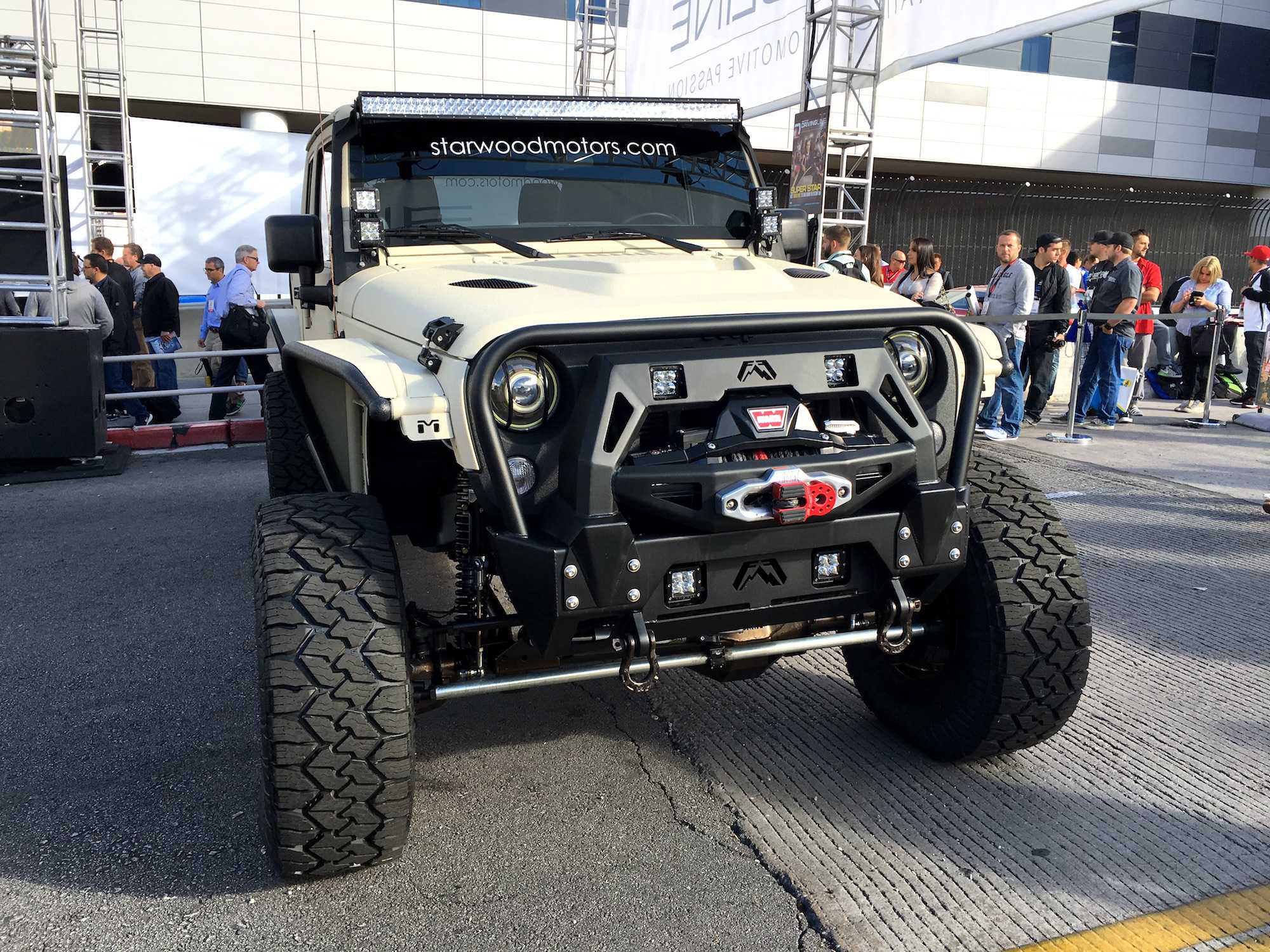 The Bandit is the 700-HP, Hemi-powered Jeep pickup of our dreams (PHOTOS) |  Equipment World