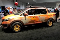 Kia Photo Safari Sedona truck SEMA 2