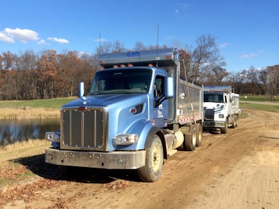 Peterbilt Eaton Western Star truck pic work truck