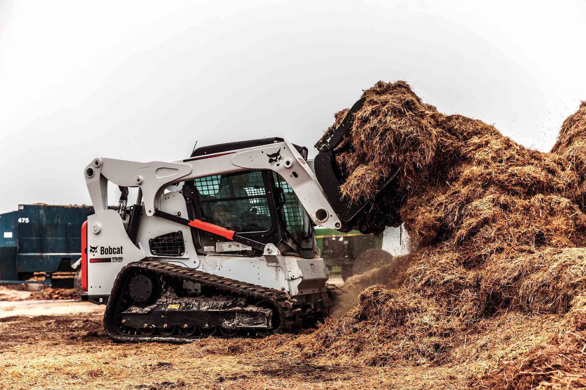 Bobcat T740 compact track loader