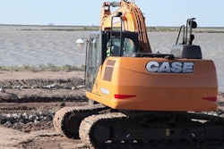 Case CE CX160D excavator