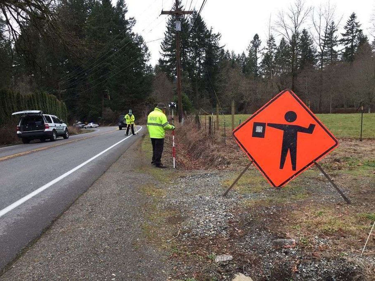 Flagger suffers serious head injuries when struck by SUV in Washington