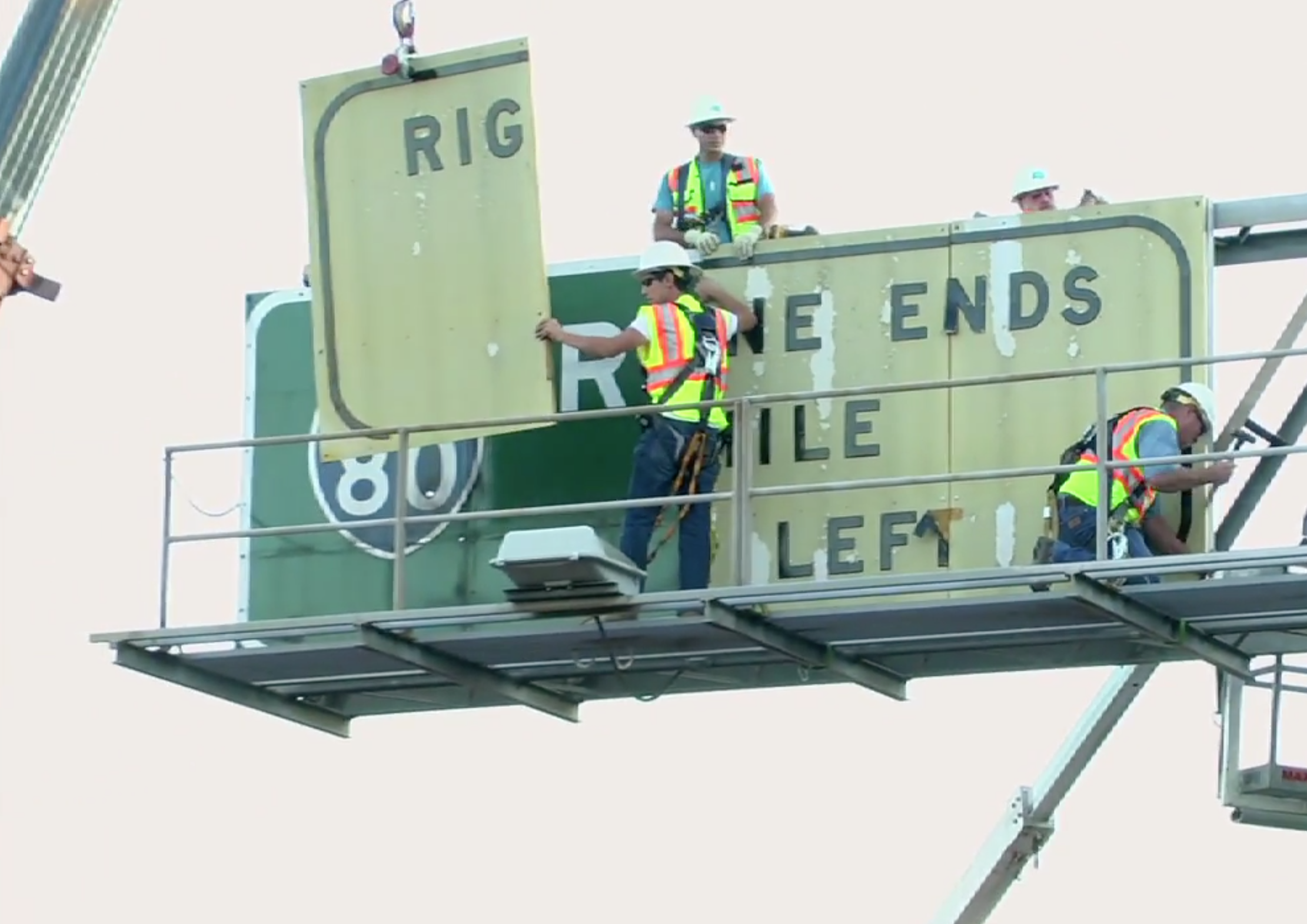 Caltrans sign replacement