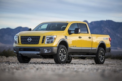 2016_nissan_TITAN_xd_02(1)