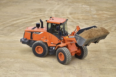 The Doosan DL220-5 wheel loader replaces the DL220-3 and uses a powershift transmission.