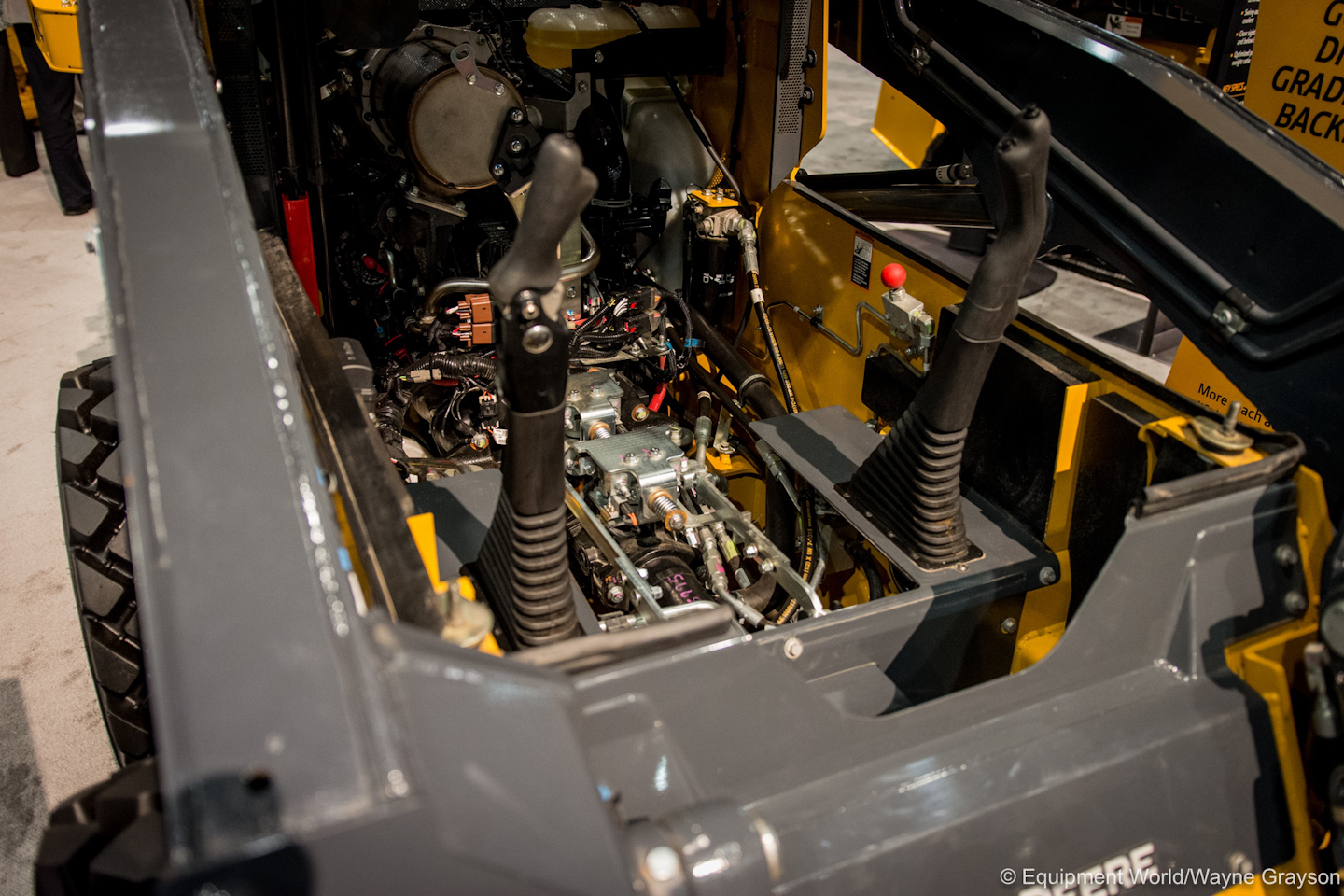 John Deere Launches G Series Loader Lineup With 4 Skid Steers 1 New Ctl Equipment World John Deere Launches G Series Loader Lineup With 4 Skid Steers 1 New Ctl Equipment World