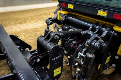 The 415F2 IL’s three-point hitch. Photo credit: Wayne Grayson