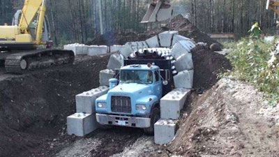 This-Tunnel-Put-Together-Like-Lego-Bricks-Impossibly-Sticks-Together-with-No-Support