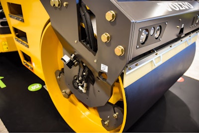 Volvo DD105 compactor 2