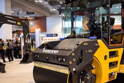 square Volvo-DD105-compactor-14