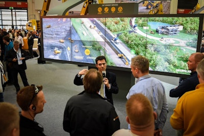 Caterpillar RedBird Bauma