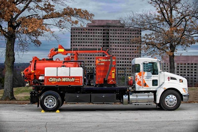 FXT65 truck-mounted vacuum excavator