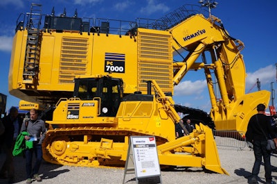 【URBAN RESEARCH】KOMATSU 3WAY SHORT MODS sddefault.jpg