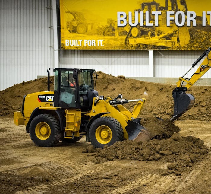 square CAT-918M-compact-wheel-loader38