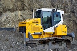 square liebherr-pr716-crawler-tractor-300dpi copy