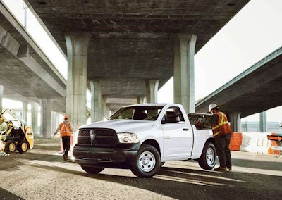 ram1500-exterior-white-rambox (1)