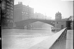 Photo from Chicago History Museum.