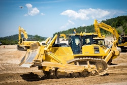 Komatsu D155AXi-8 RC 3
