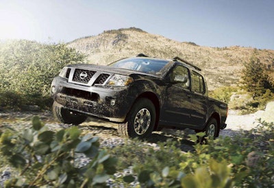 2016_nissan_frontier_07
