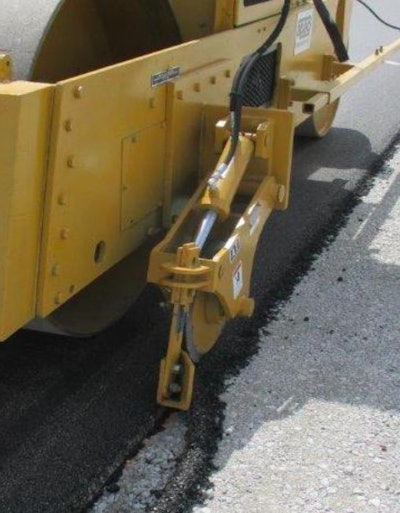 Attachments Intl Asphaltcutter2