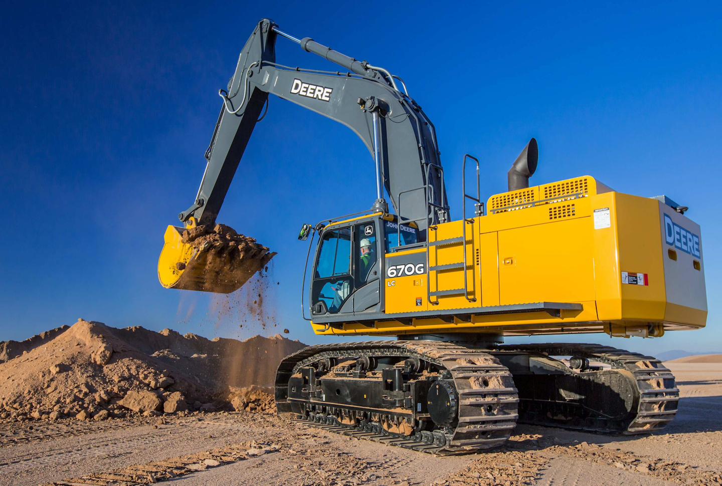 John Deere Updates 670g Lc Excavator With Improved Hydraulics Equipment World 5445