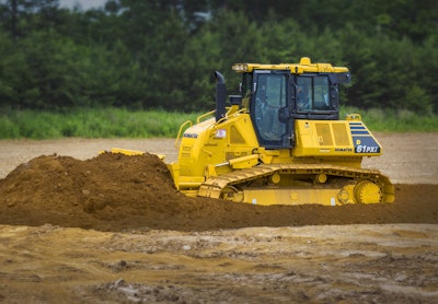 Komatsu’s D61PXi with intelligent Machine Control.