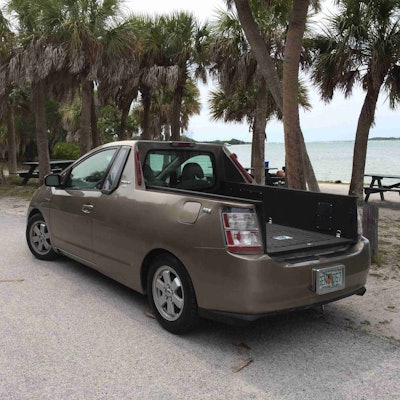 Ruud Hartog, a retired engineer in Florida, recently unveiled the Prius truck that he built in his garage.