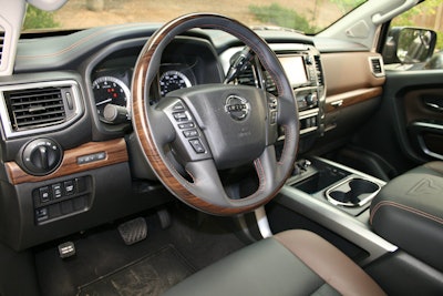 2017 Nissan Titan Platinum Reserve 4