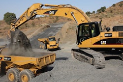 Caterpillar Cat Certified Used Excavator articulated dumpt truck