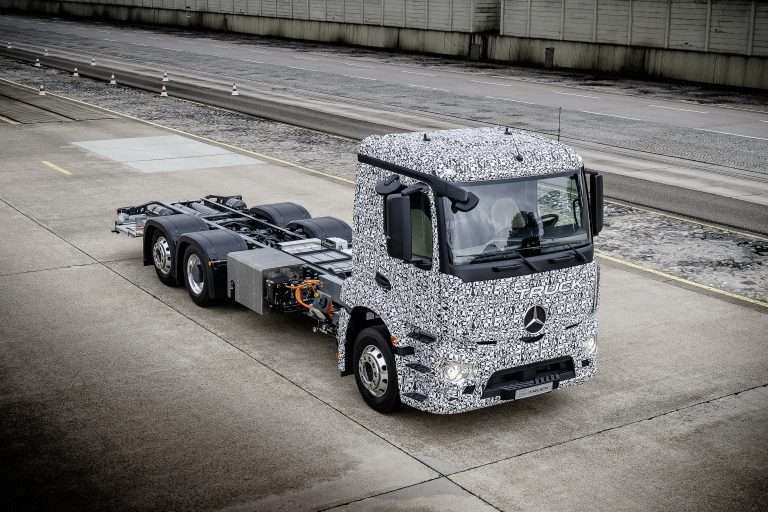 Mercedes-Benz Urban eTruck 4