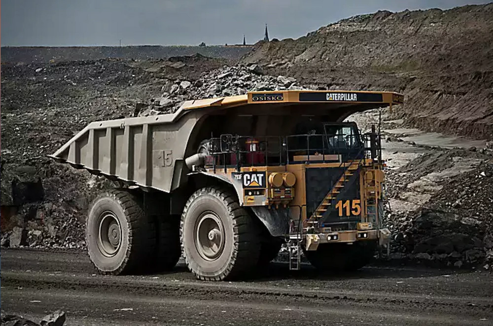 How Cat is using the 793F haul truck to bring automation to more ...
