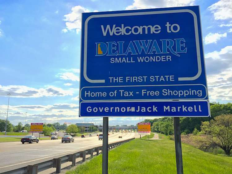 Delaware Welcome Sign