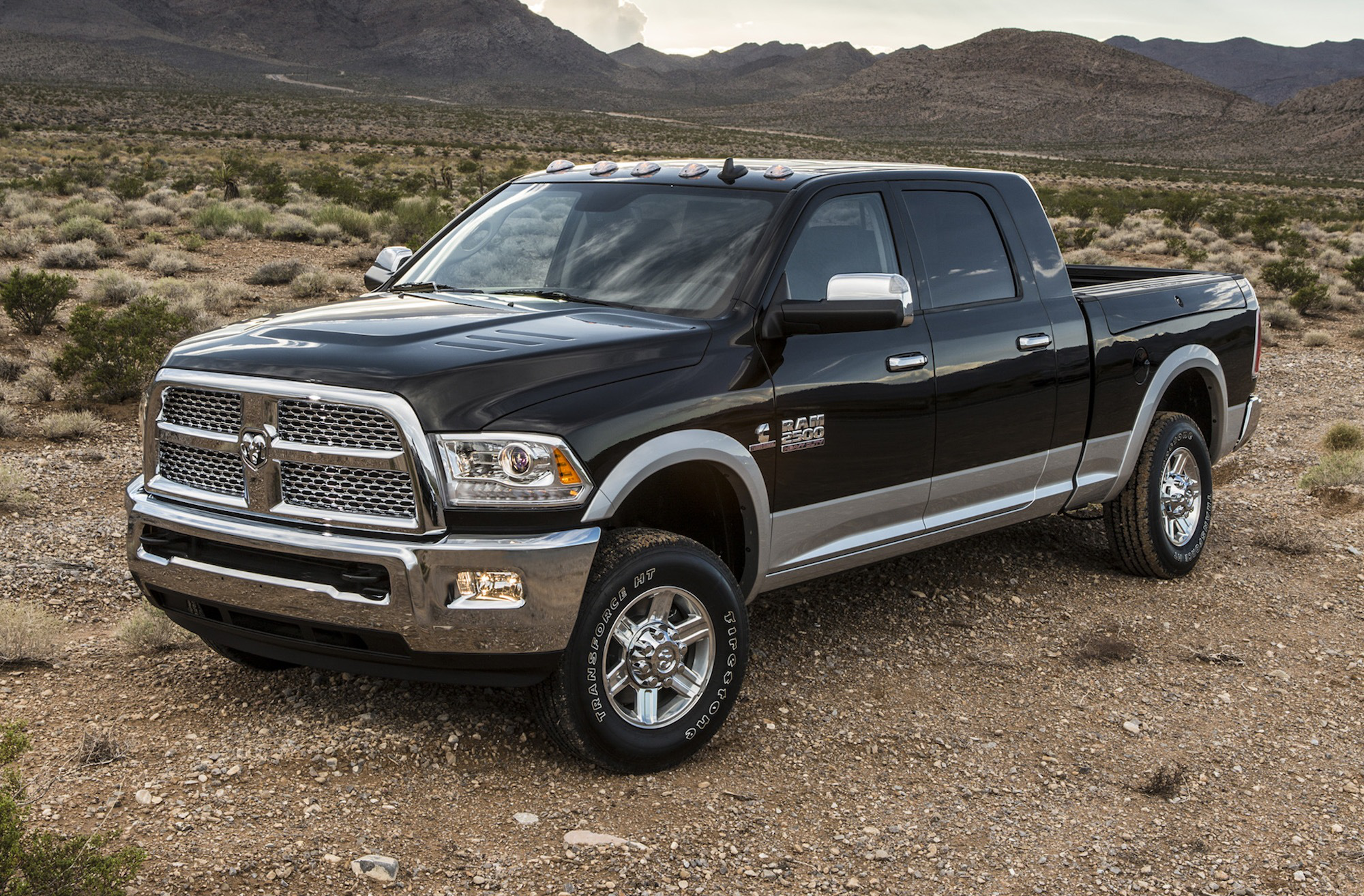 2015-dodge-ram_2500_mp19_pic_96072