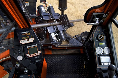 ditch-witch-jt100-all-terrain-5