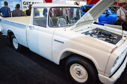1966-toyota-stout-1