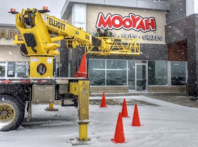 elliott-lift-electra-sign-yellow-s50r