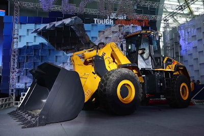 liugong-vertical-lifting-loader-hi-res1