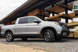 2017-honda-ridgeline