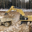 cat-390f-hydraulic-excavator-loading-quarry-truck