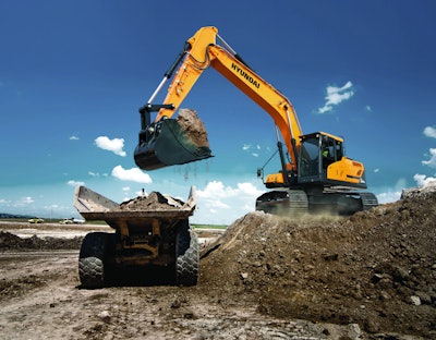 Hyundai Hx260 Loading Truck