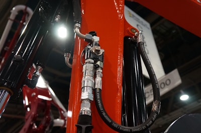 The standard diverter valve on the KX033-4 can be easily switched with the turn of a wrench.