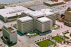 Long a downtown Peoria presence: Cat’s headquarters building as it looked when it opened in 1967. Source: cat.com
