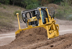 Cat unveils D6T dozer with fully auto transmission, big fuel savings, standard GRADE tech